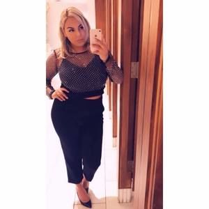 Meet your Posher, Nada